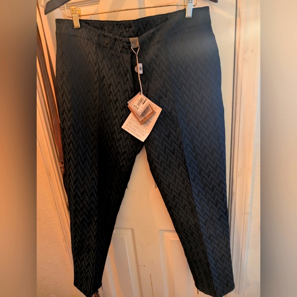 J. Jill Women's Black Zigzag Pattern Dress Pants(NWT)!